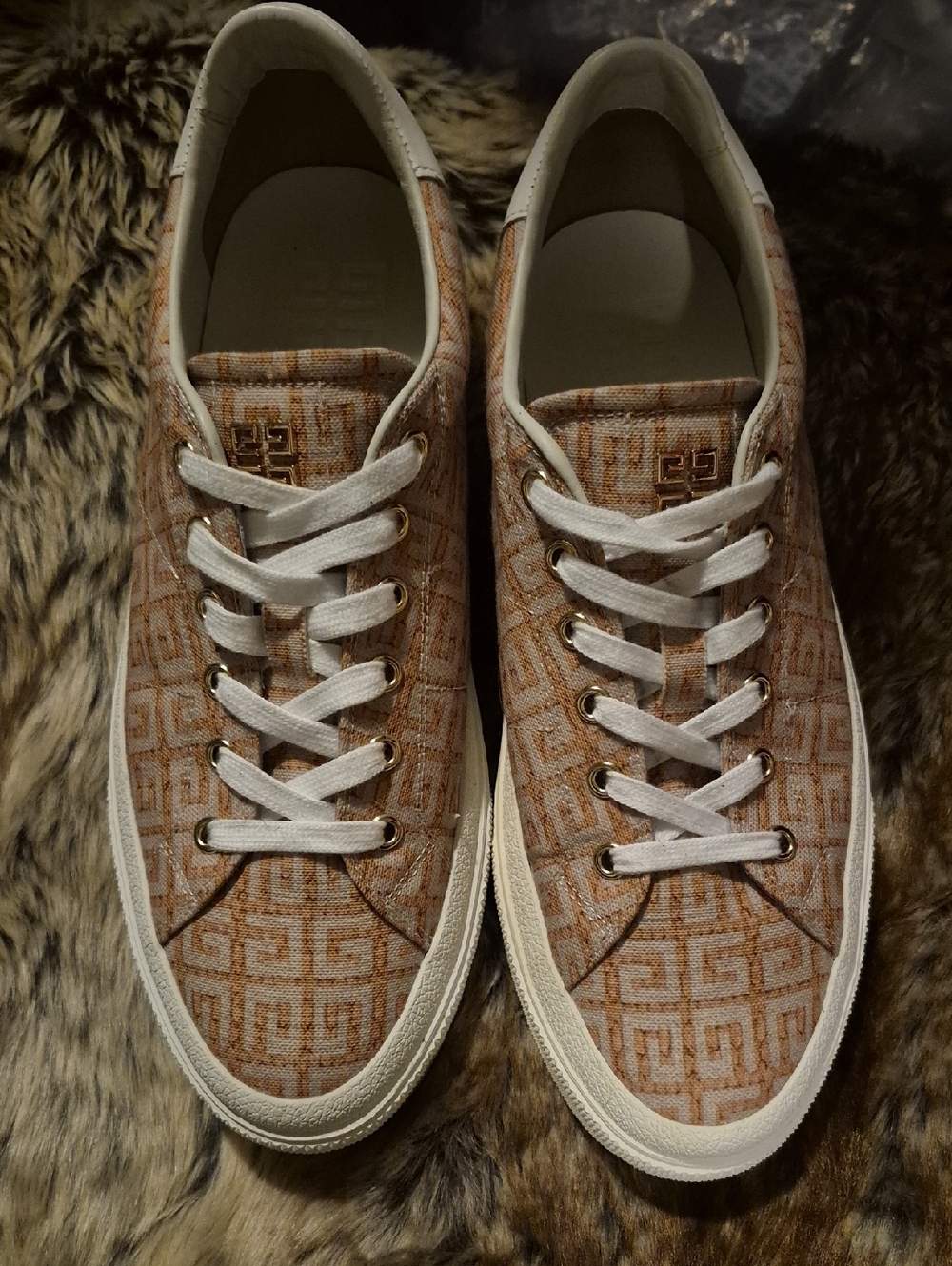 Givenchy Beige Logo-Print Low-Top Sneakers